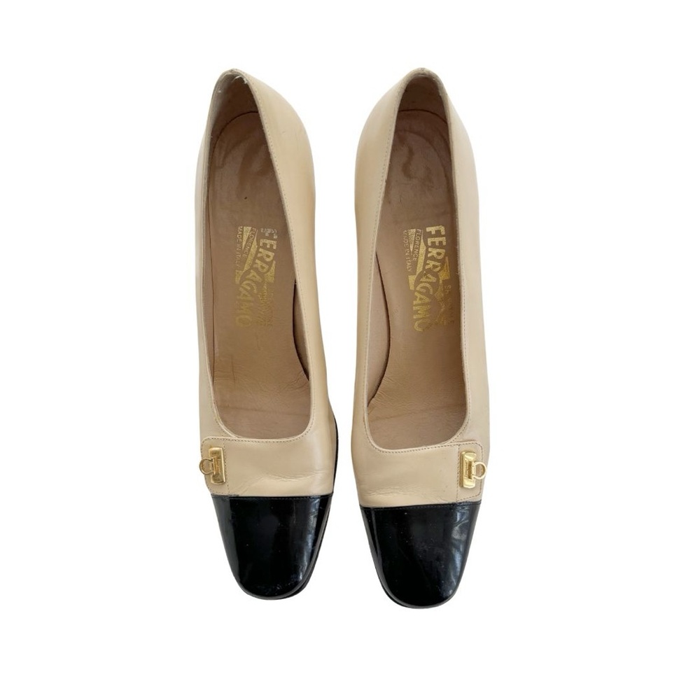 Vintage Salvatore Ferragamo Cap Toe Gancini Pumps - Classic Cream/Black